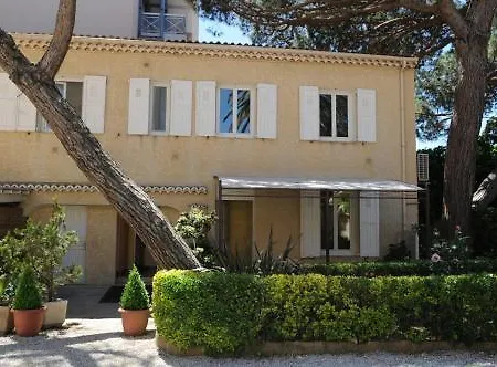 Ξενοδοχείο Beau Rivage 3*