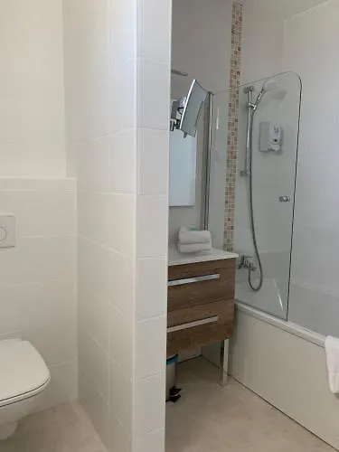 Отель Beau Rivage 3*