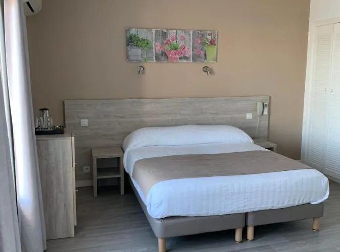 Отель Beau Rivage