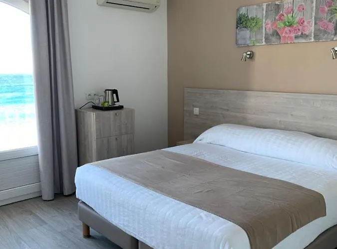 Отель Beau Rivage 3*