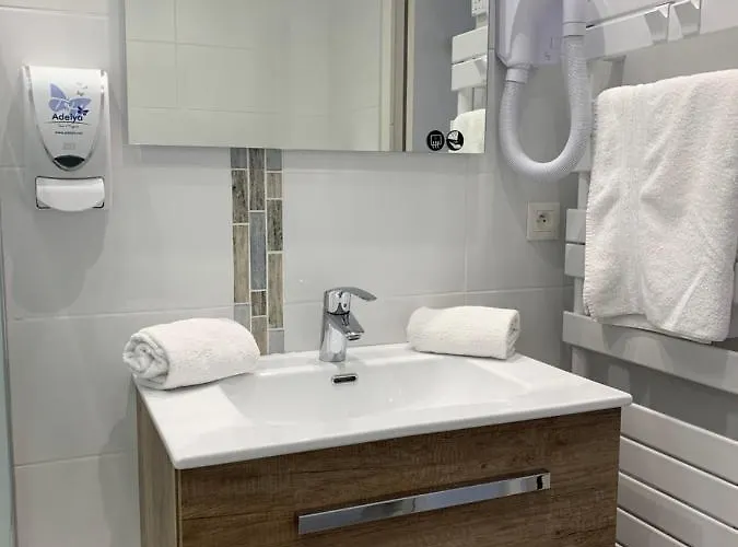 Beau Rivage Отель