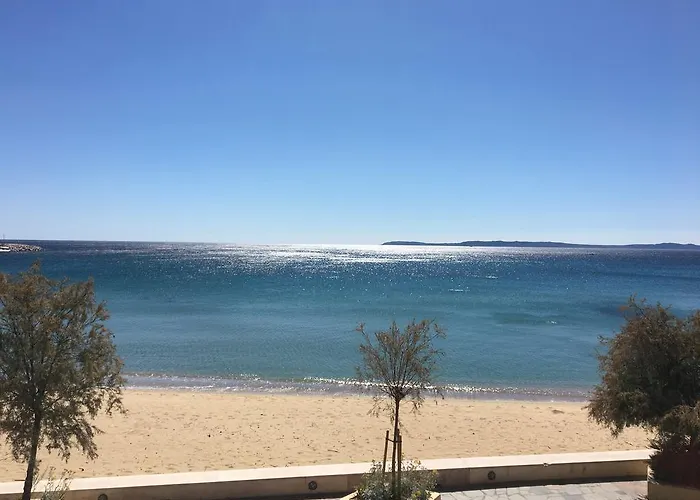 Отель Beau Rivage 3*