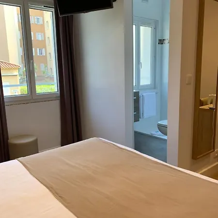 Beau Rivage מלון לה לבאנדו