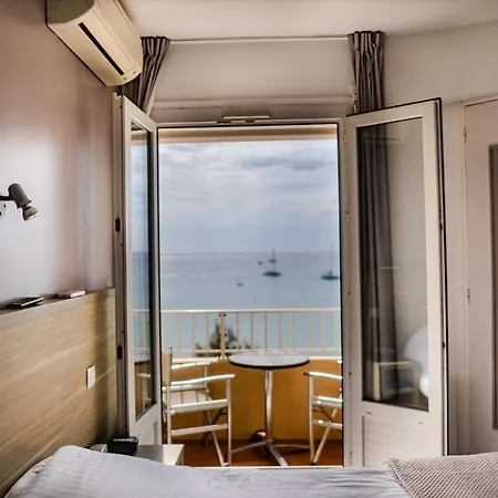 Hotel Beau Rivage 3*