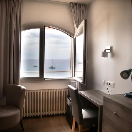 Beau Rivage 3* Le Lavandou