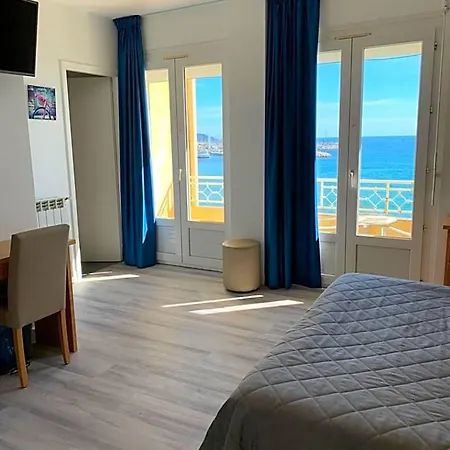 Beau Rivage 3* Le Lavandou