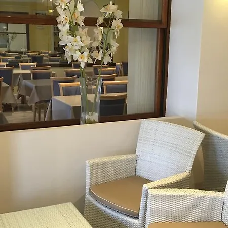 מלון Beau Rivage 3*