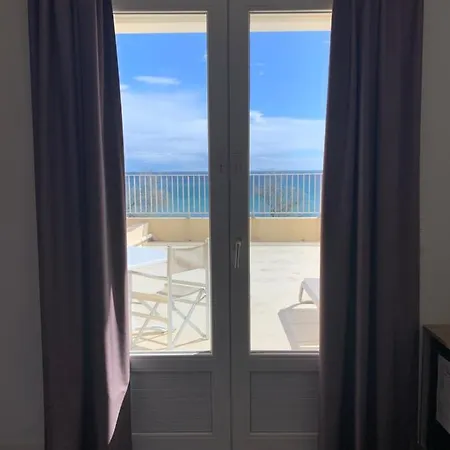 Beau Rivage Ξενοδοχείο 3*