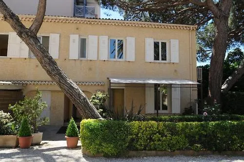 Hotel Beau Rivage 3*