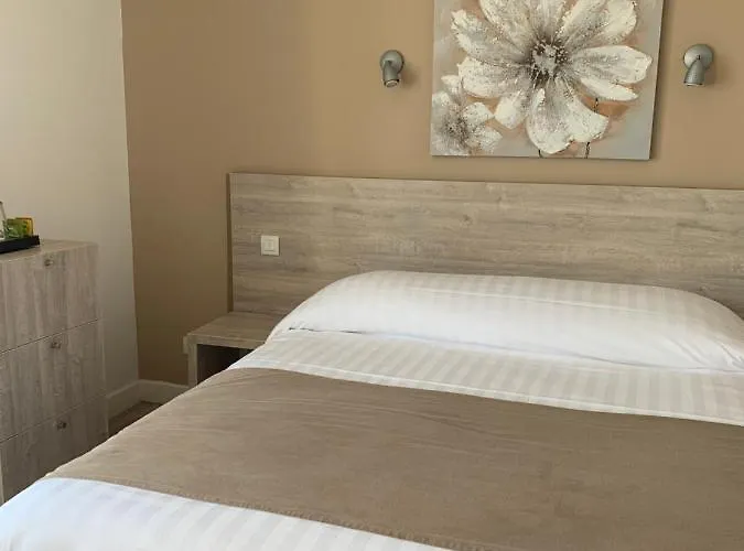 Hotel Beau Rivage Le Lavandou