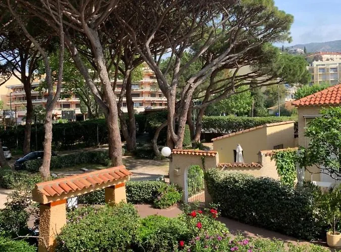 Hotel Beau Rivage 3*