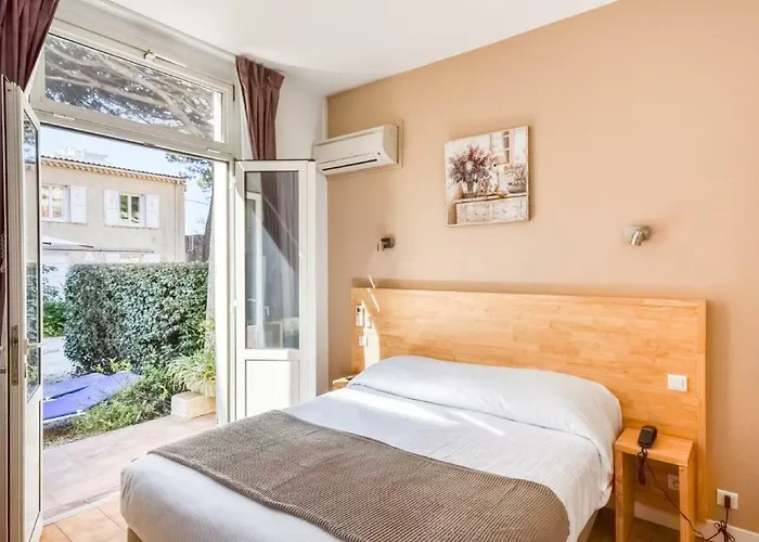 Beau Rivage Hotel 3*