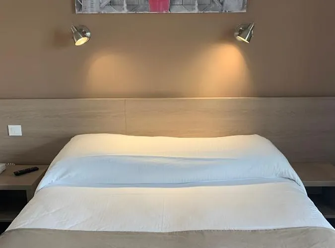 波赫瓦日酒店 3*